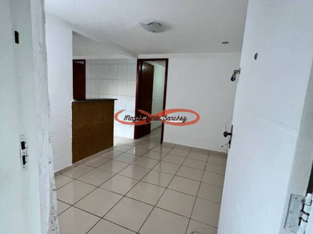 #1195-A - Apartamento para Venda em São Paulo - SP - 1