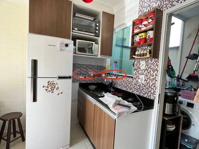 #1212-A - Apartamento para Venda em São Paulo - SP