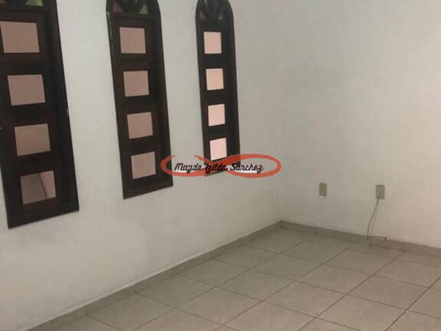 Sobrado de Rua para Venda em São Paulo - 4