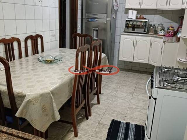 Sobrado de Rua para Venda em São Paulo - 5