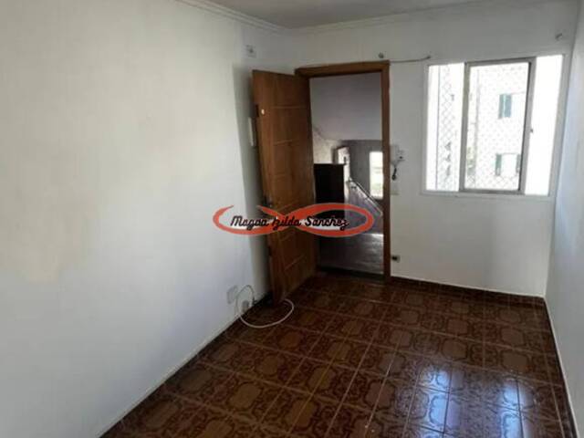 #1417-A - Apartamento para Venda em São Paulo - SP - 2