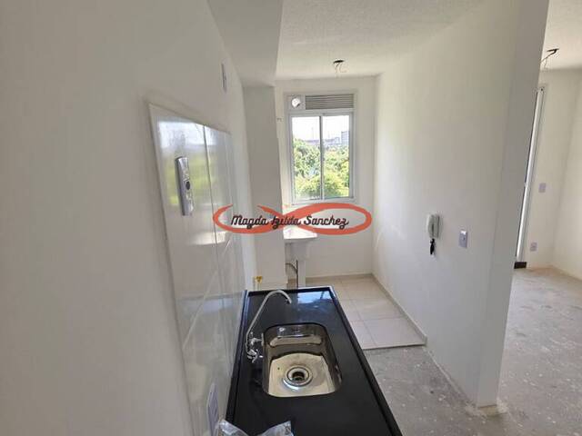 #1467-A - Apartamento para Venda em São Paulo - SP - 2