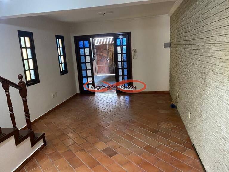 Casa à venda com 3 quartos, 177m² - Foto 3