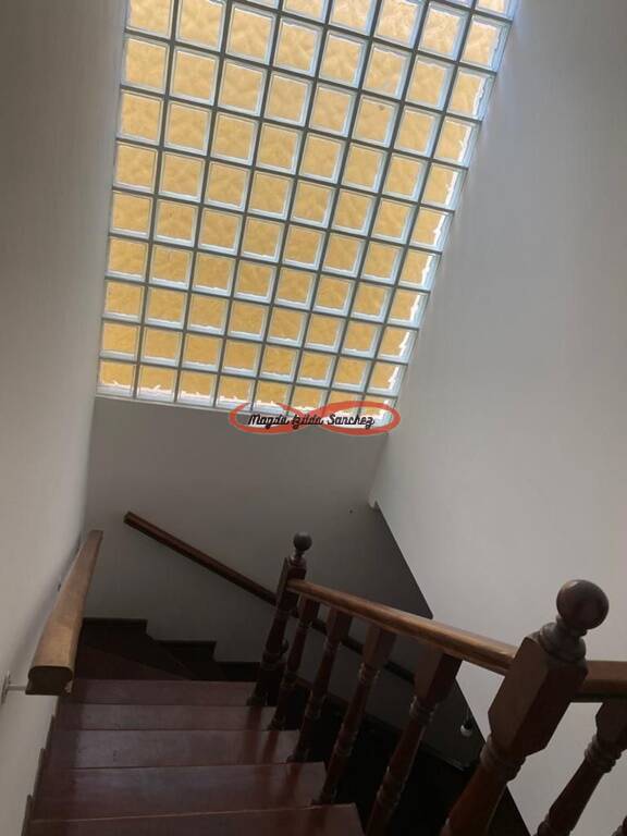 Casa à venda com 3 quartos, 177m² - Foto 6