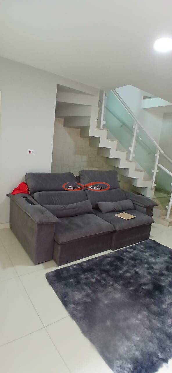 Casa, 2 quartos, 75 m² - Foto 1