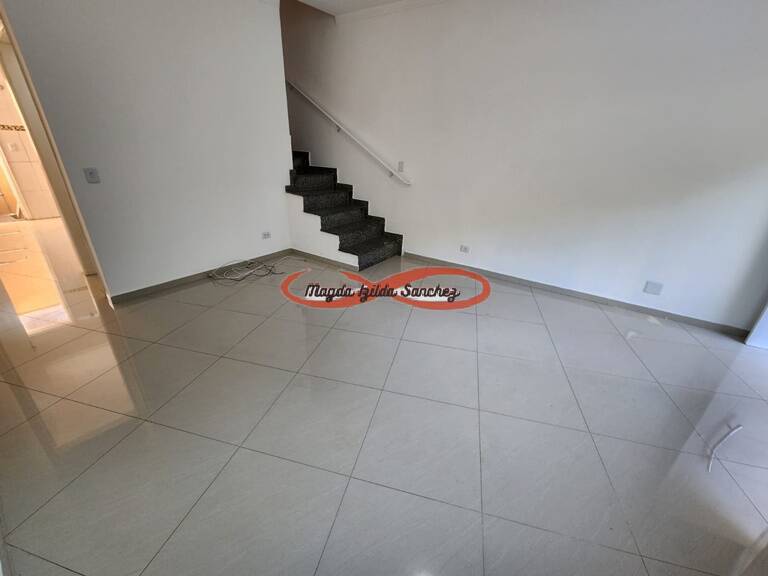 Casa para alugar com 3 quartos, 180m² - Foto 5