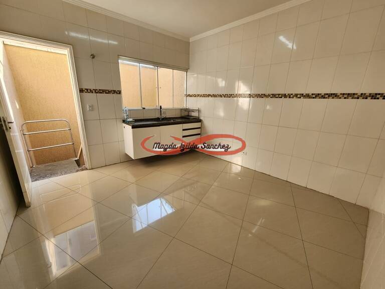 Casa para alugar com 3 quartos, 180m² - Foto 6