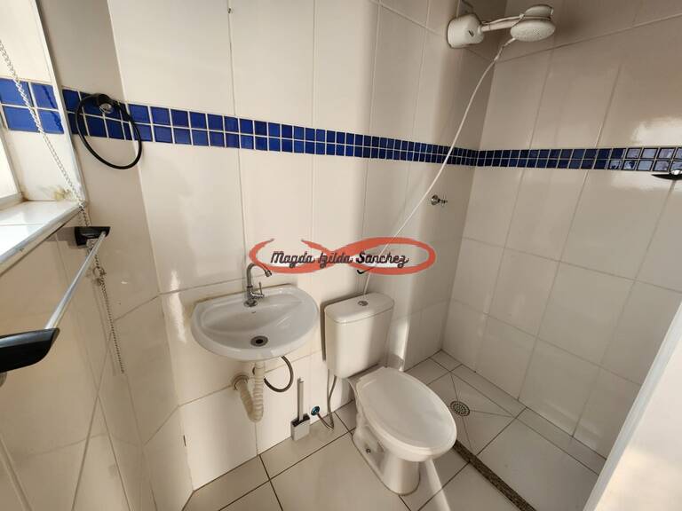 Casa para alugar com 3 quartos, 180m² - Foto 7