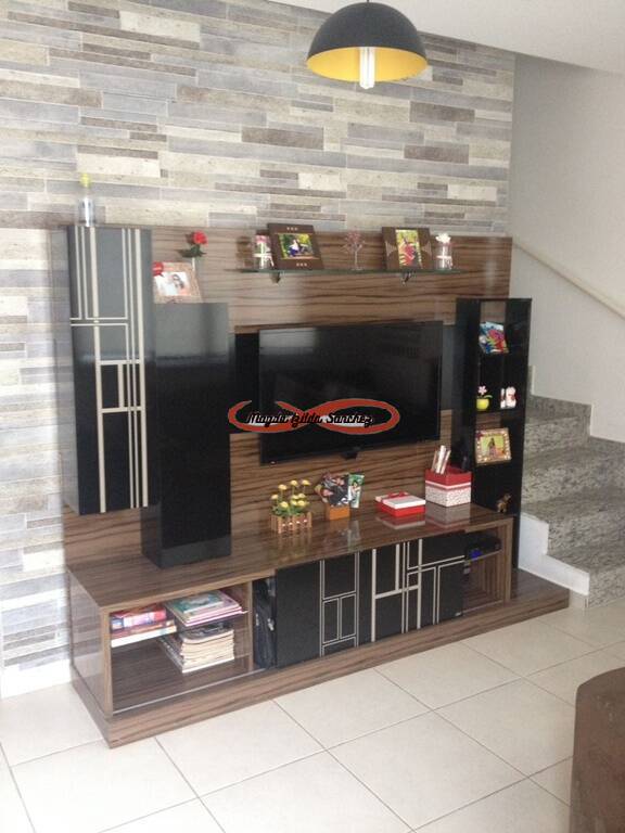 Sobrado à venda com 2 quartos, 57m² - Foto 1