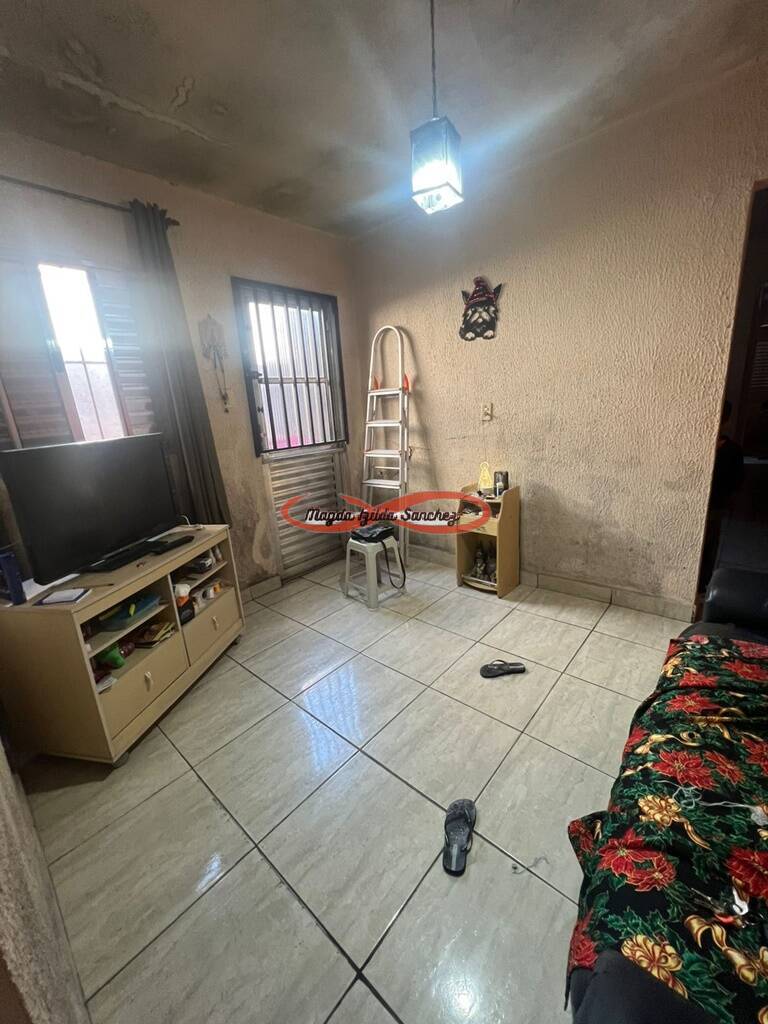 Casa, 3 quartos, 80 m² - Foto 1